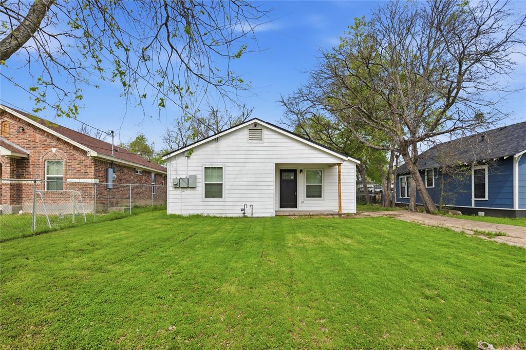 2803 Ross Avenue - Photo 15