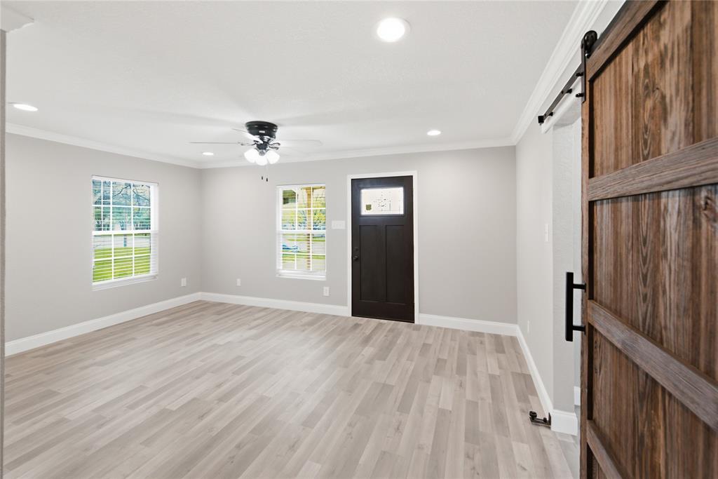2803 Ross Avenue - Photo 7