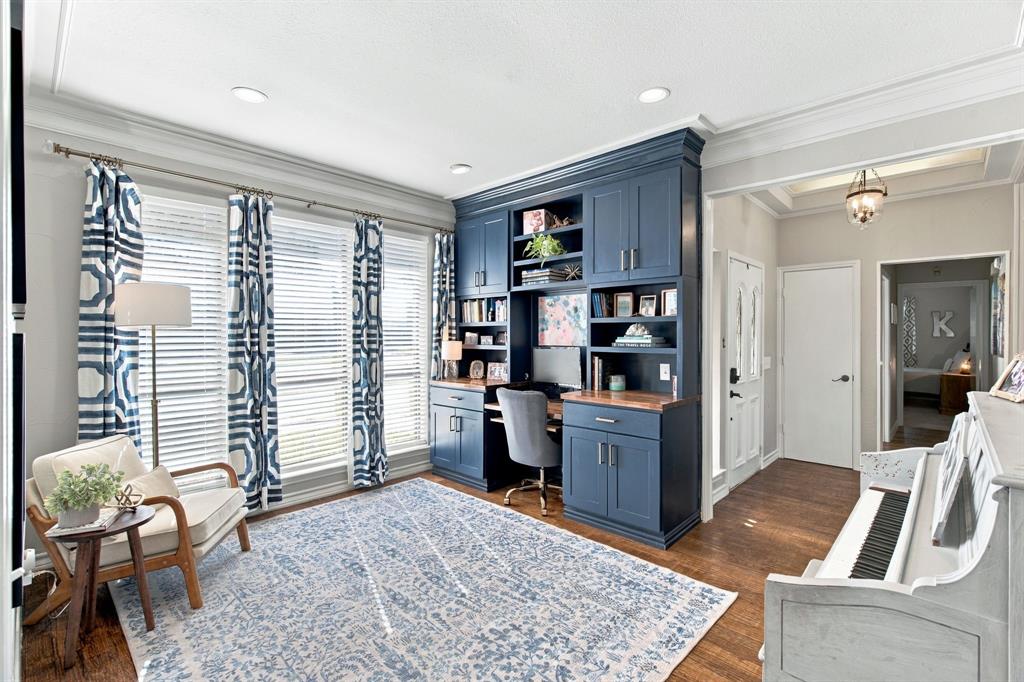 208 Steamboat Drive - Photo 9