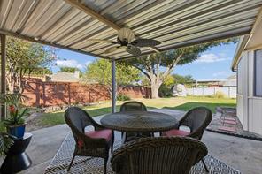 2051 Robin Hill Lane - Photo 25