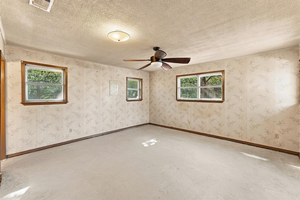 260 County Road 4593 - Photo 16