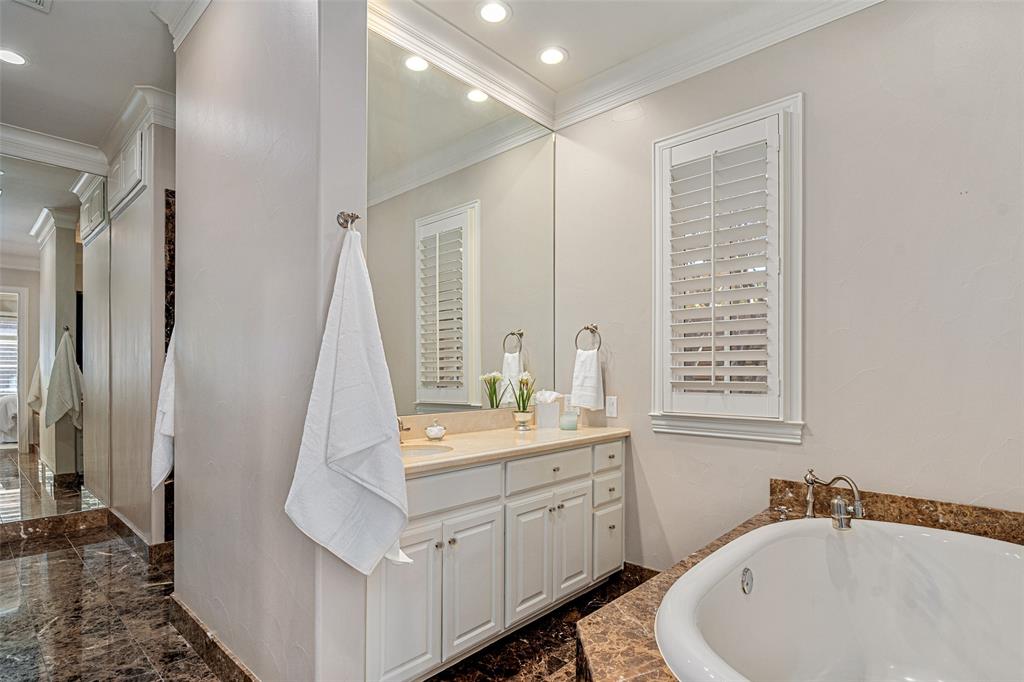 7404 Glen Albens Circle - Photo 20