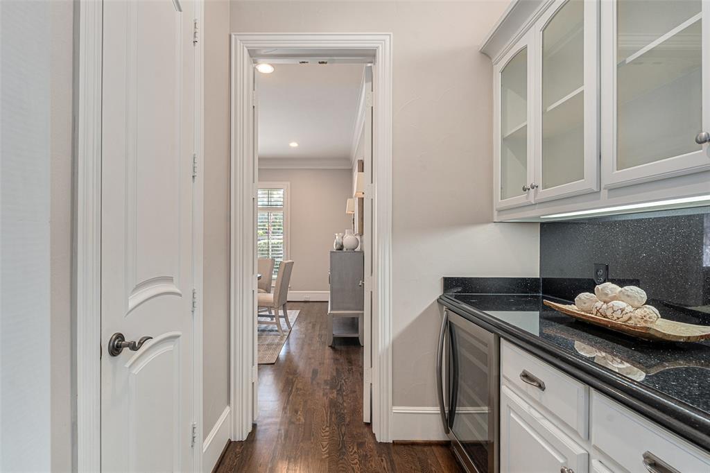 7404 Glen Albens Circle - Photo 8