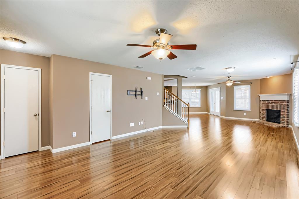 8127 Abbey Glen Court - Photo 4
