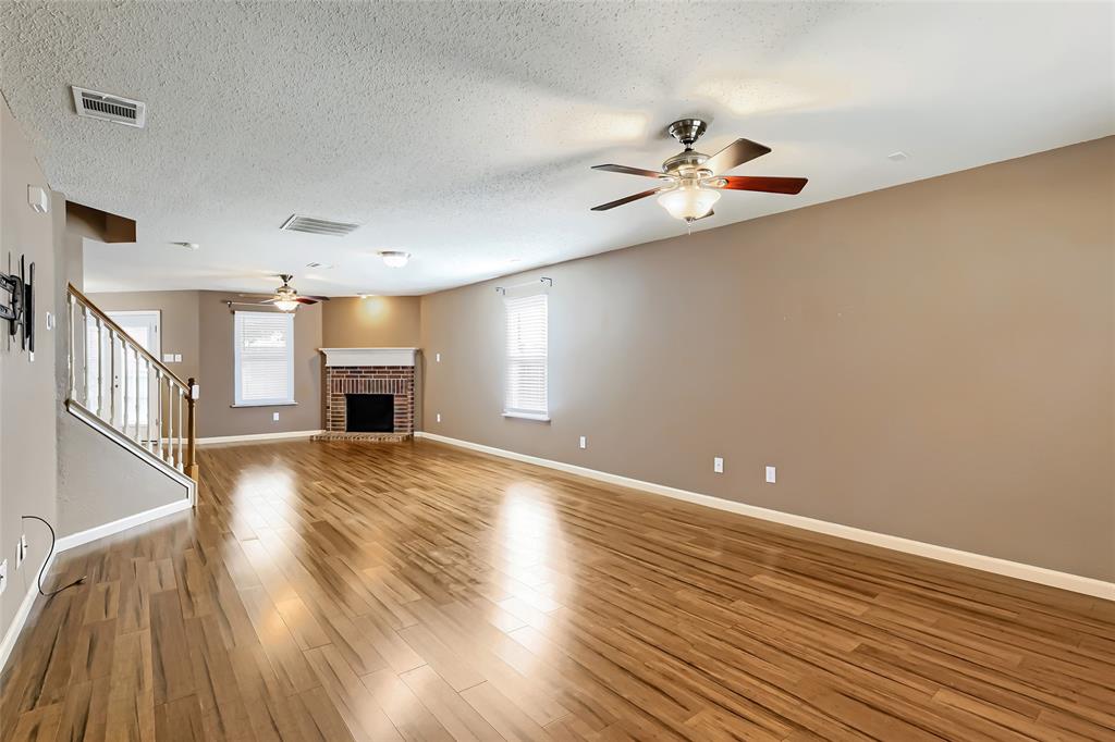 8127 Abbey Glen Court - Photo 5