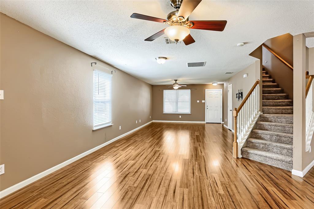 8127 Abbey Glen Court - Photo 7