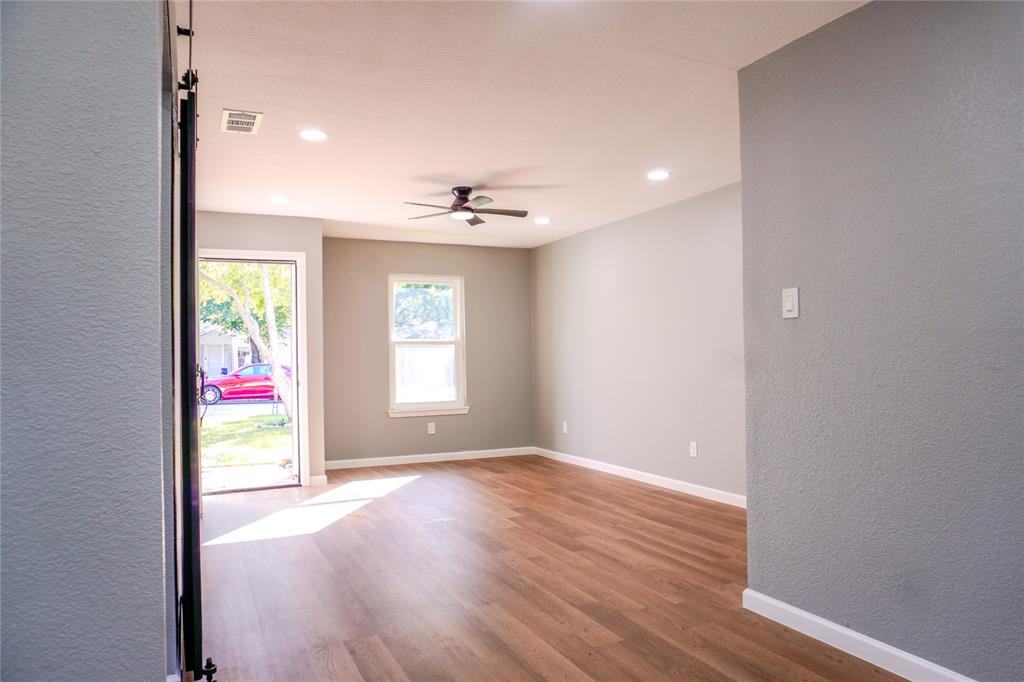 3021 Delaware Trail - Photo 8