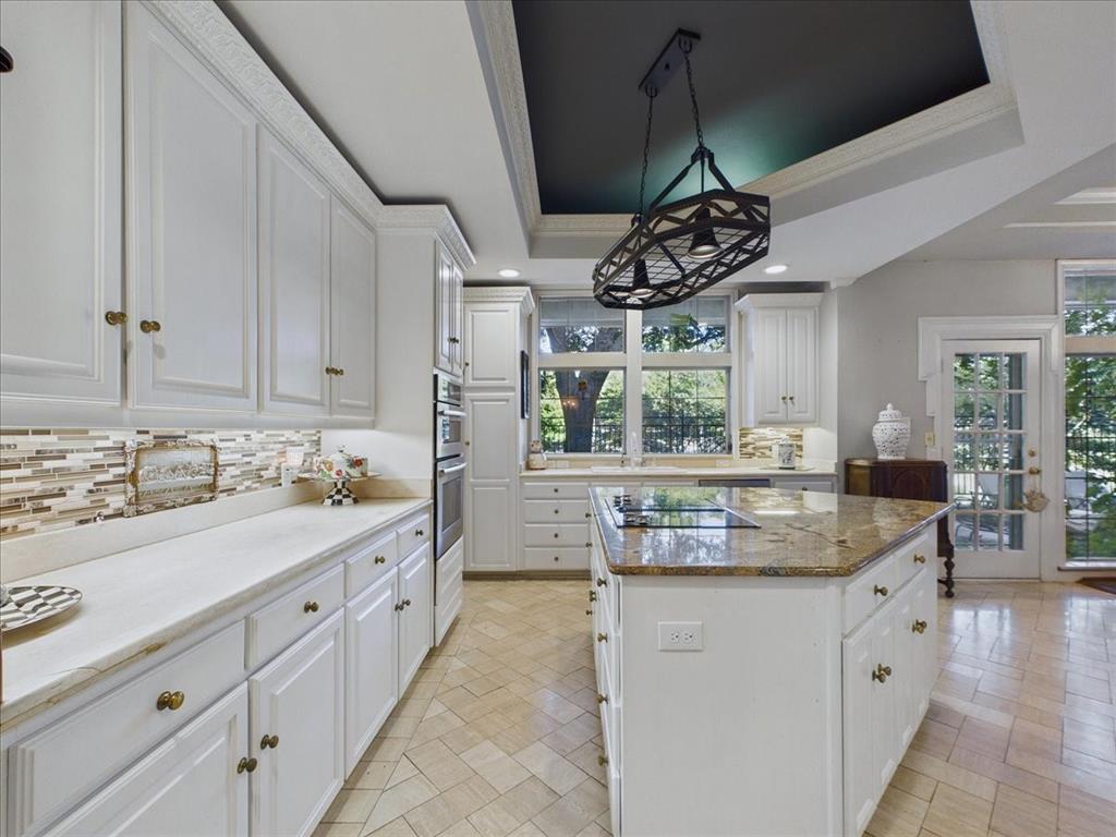 3011 Country Club Drive - Photo 14
