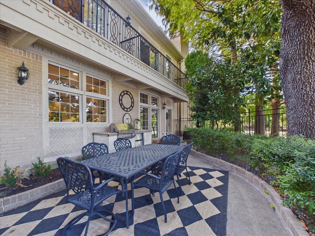 3011 Country Club Drive - Photo 37