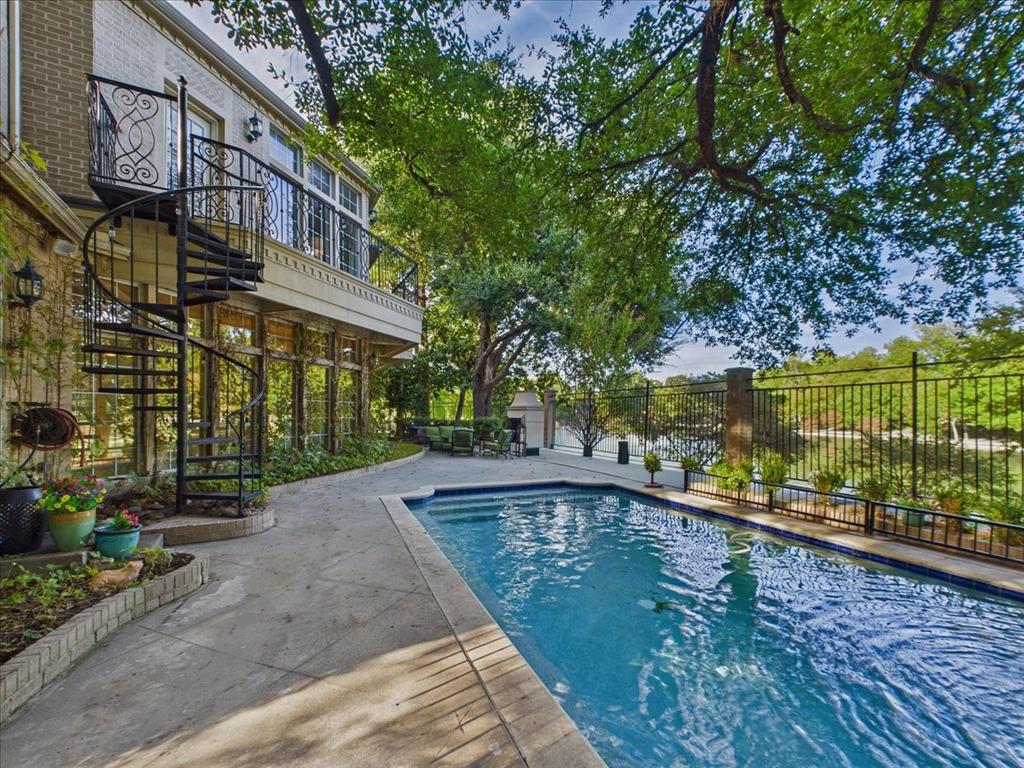 3011 Country Club Drive - Photo 38