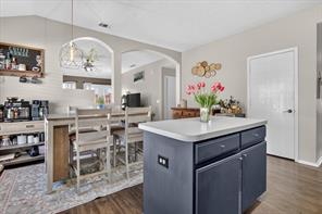 4930 Urban Avenue - Photo 3