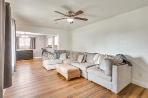 6208 Walnut Drive - Photo 4