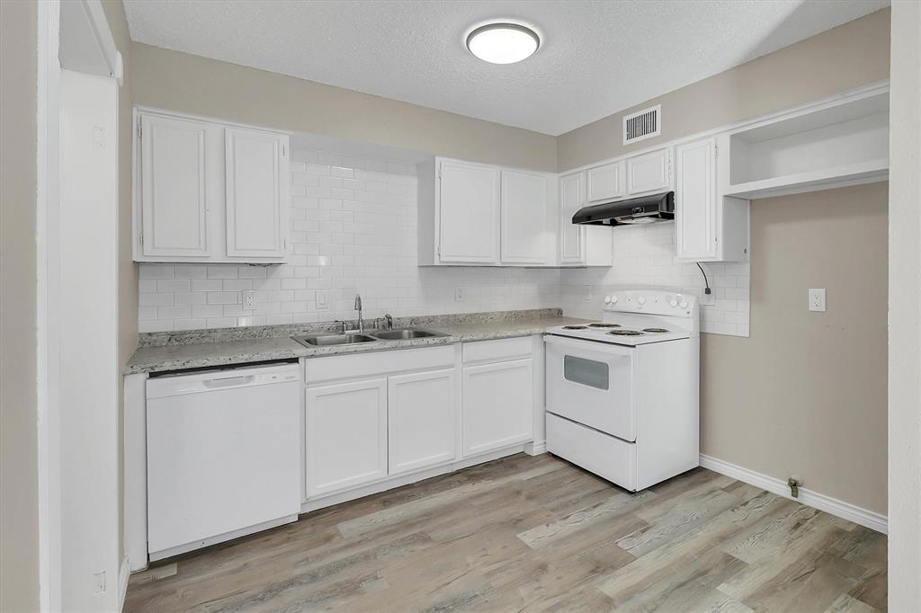 2434 Weatherby Drive - Photo 20