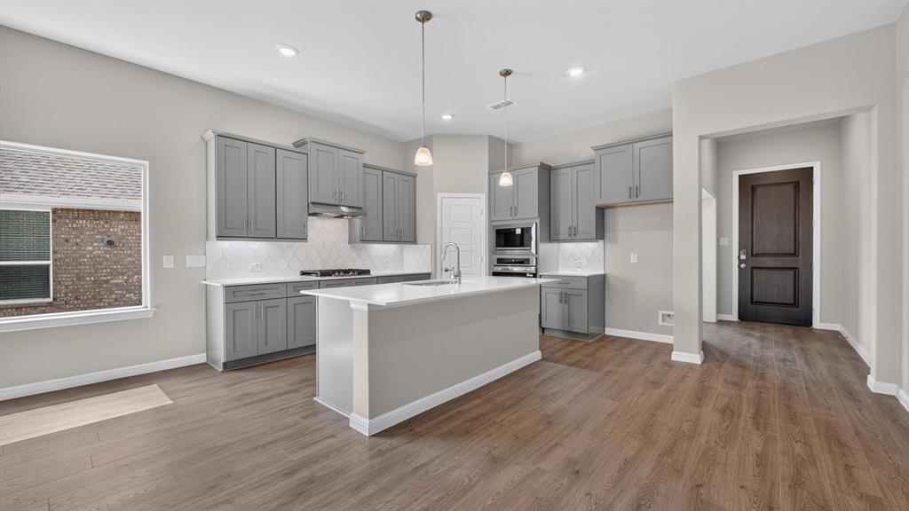 720 CELESTIAL Way - Photo 3