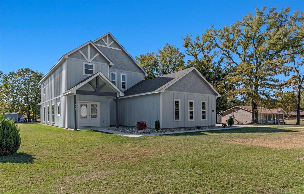 314 Oak Creek Drive - Photo 1