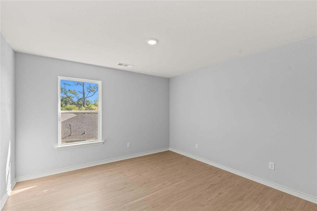 314 Oak Creek Drive - Photo 17