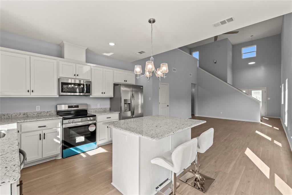 314 Oak Creek Drive - Photo 8
