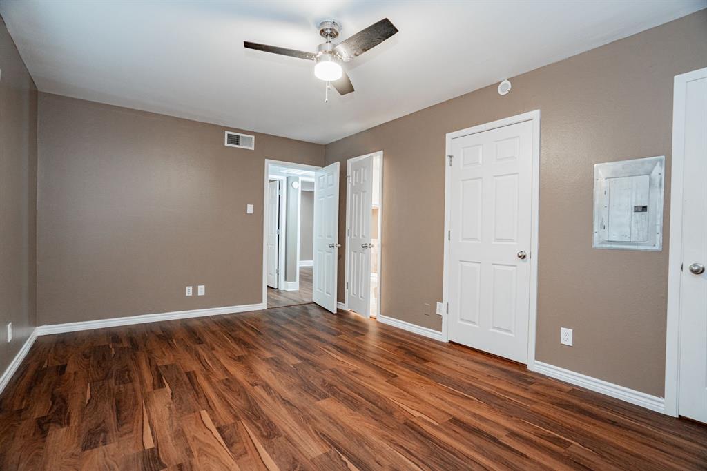 7809 Meadow Park Drive - Photo 18