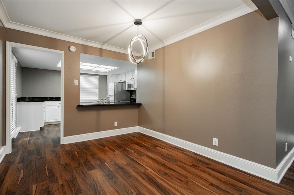 7809 Meadow Park Drive - Photo 7