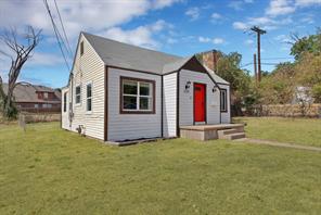 2035 Haltom Road - Photo 37