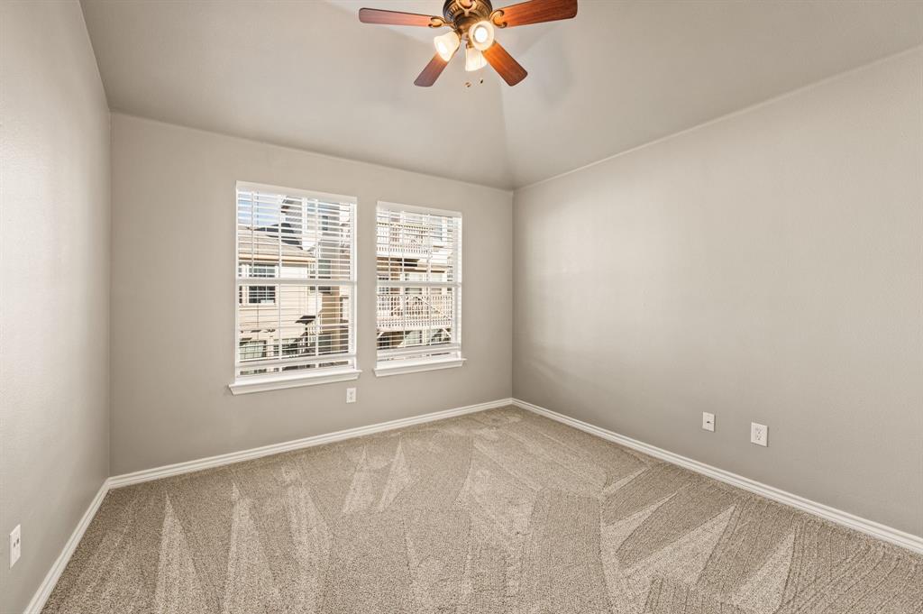 12627 Oceanside Drive - Photo 21