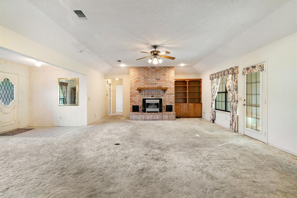 310 SE 35th - Photo 3