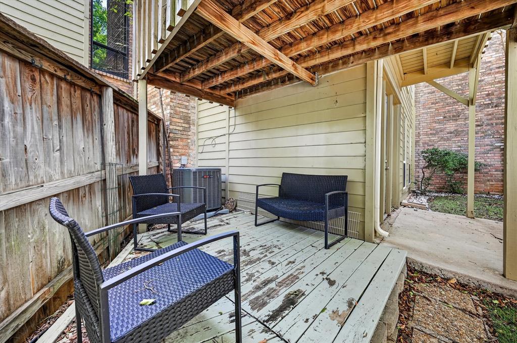622 Crowley Road - Photo 24