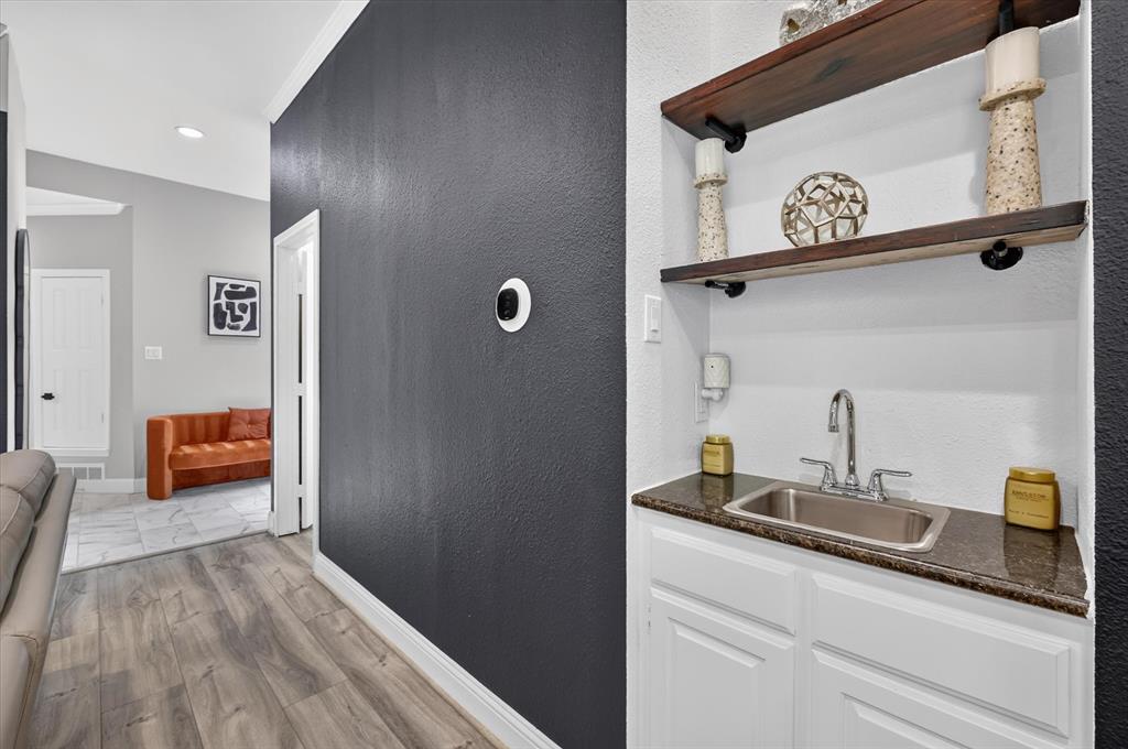 622 Crowley Road - Photo 7