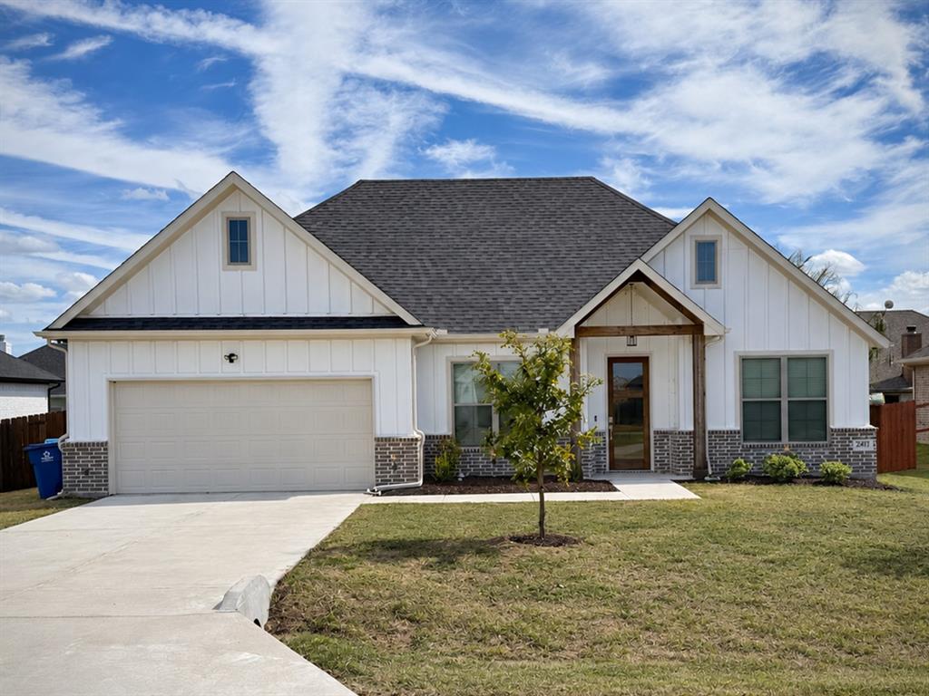 241 Poinsetta Drive - Photo 1