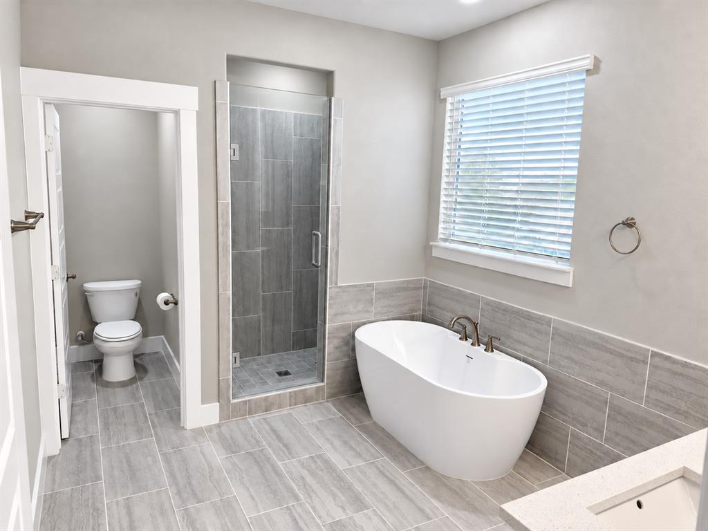 241 Poinsetta Drive - Photo 10
