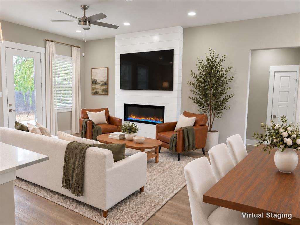 241 Poinsetta Drive - Photo 3