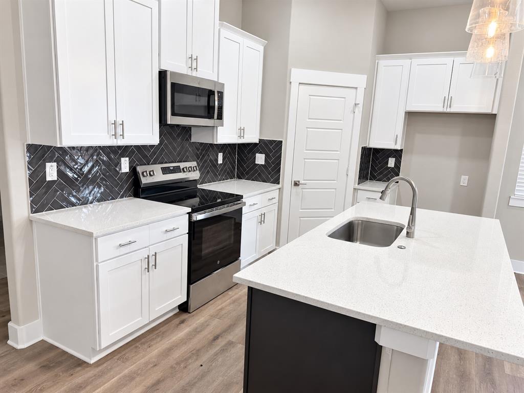 241 Poinsetta Drive - Photo 5