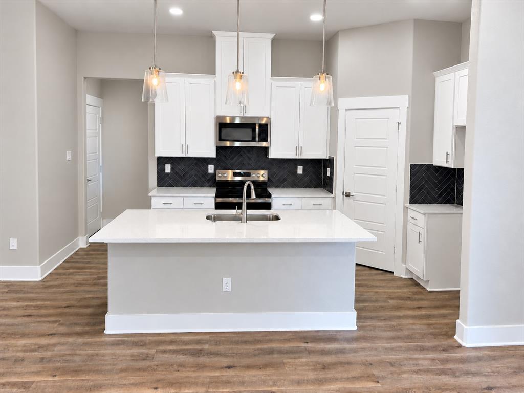 241 Poinsetta Drive - Photo 6