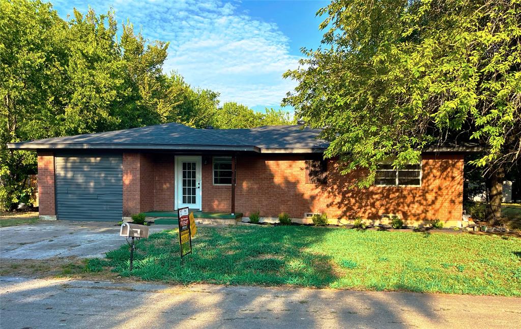 1108 Locust Street - Photo 1