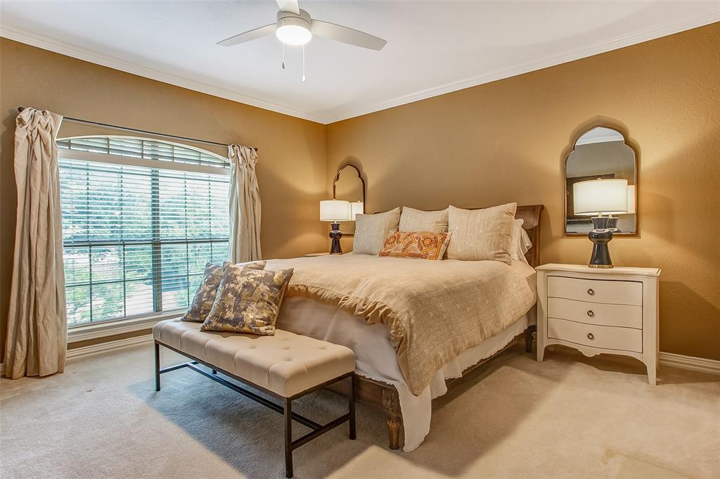 2455 Halloran Street - Photo 32