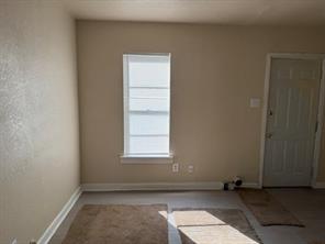 319 Avenue I - Photo 5