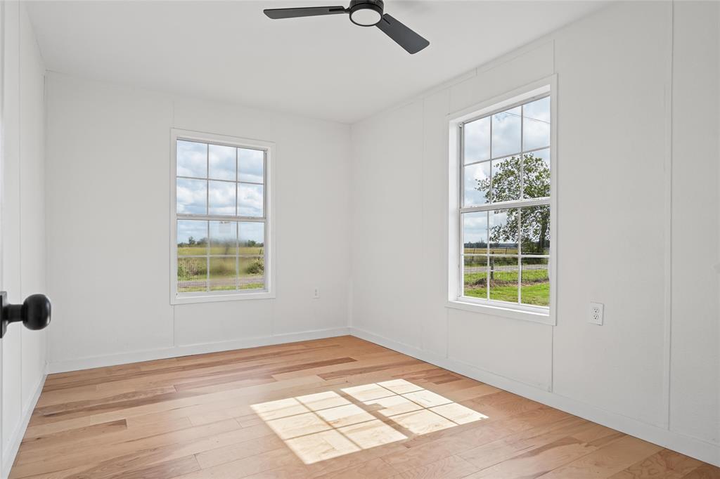 5845 Farm Road 71 W - Photo 10