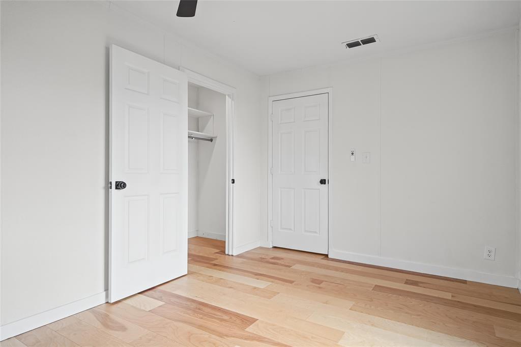 5845 Farm Road 71 W - Photo 11