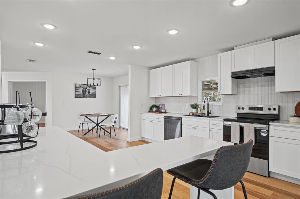 5845 Farm Road 71 W - Photo 19