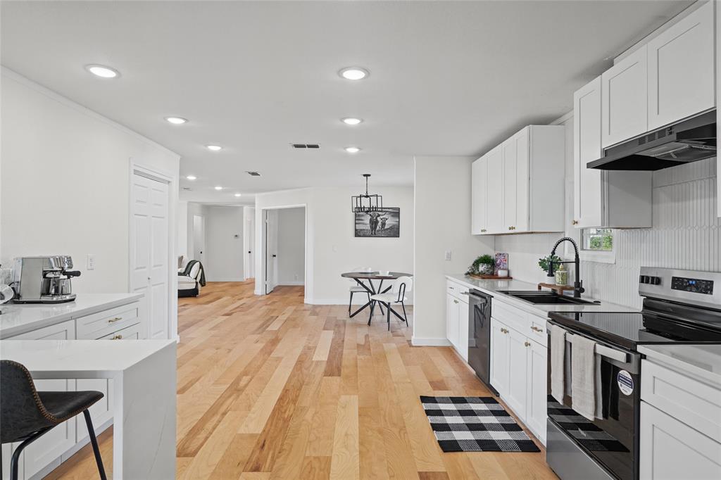 5845 Farm Road 71 W - Photo 20
