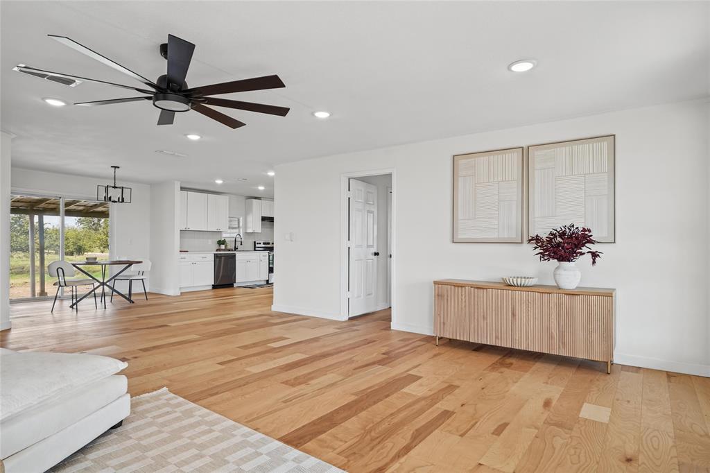 5845 Farm Road 71 W - Photo 7
