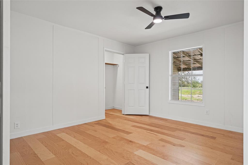 5845 Farm Road 71 W - Photo 9