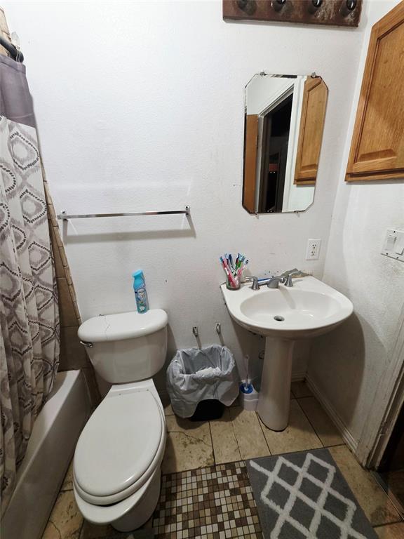 2513 Roseland Street - Photo 7