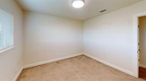 413 Oxford Drive - Photo 8