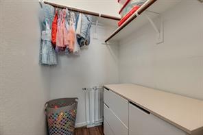 517 Goldstone Lane - Photo 32