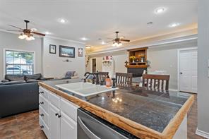 405 Husky Drive - Photo 9