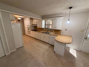 2633 S 22nd Street - Photo 18