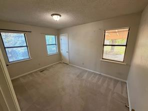 2633 S 22nd Street - Photo 7