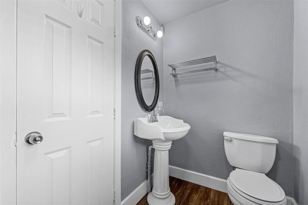 2222 Speight Avenue - Photo 11