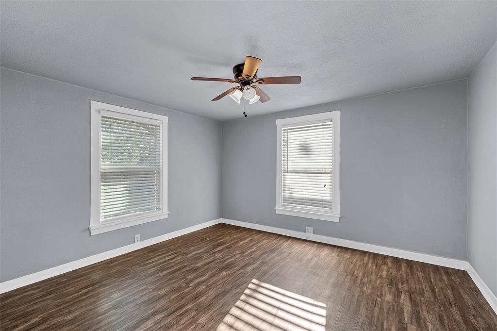 2222 Speight Avenue - Photo 7